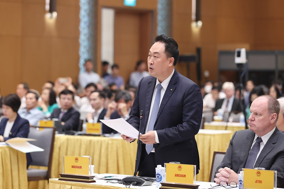 Ông Hong Sun, Chủ tịch Hiệp hội Doanh nghiệp Hàn Quốc tại Việt Nam (KOCHAM) phát biểu. (Ảnh: Dương Giang/TTXVN)