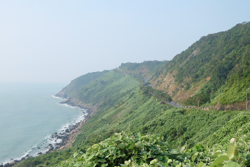 Bán đảo Sơn Trà nằm ở phía Đông Bắc thành phố Đà Nẵng. (Ảnh: Văn Dũng/TTXVN)