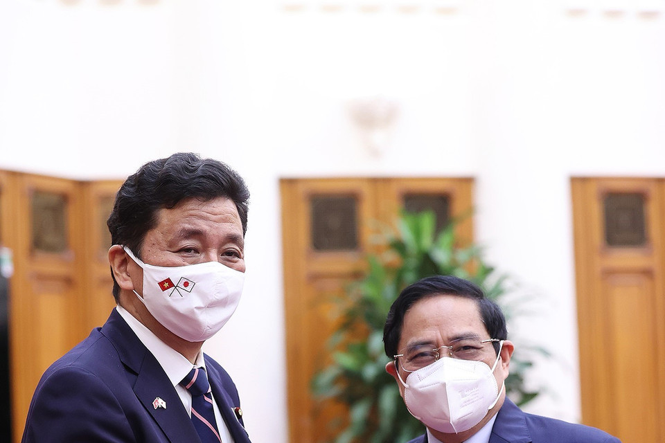 Thủ tướng Phạm Minh Chính tiếp Bộ trưởng Quốc phòng Nhật Bản Kishi Nobuo. (Ảnh: Dương Giang/TTXVN)
