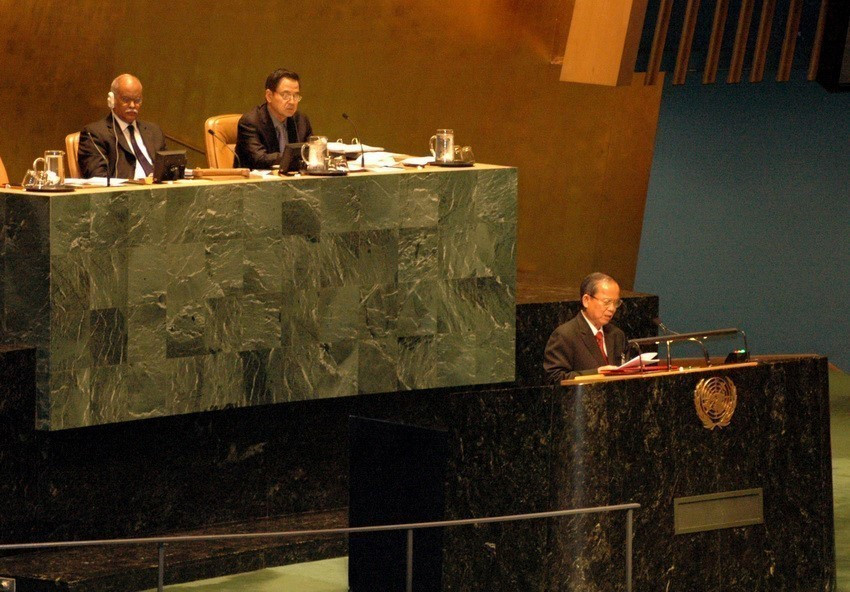 Sáng 9/6/2011, tại trụ sở Liên hợp quốc ở New York (Mỹ), Phó Thủ tướng Trương Vĩnh Trọng phát biểu tại Hội nghị cấp cao Liên hợp quốc về HIV/AIDS. (Ảnh: Nguyễn Hữu Trung/TTXVN)