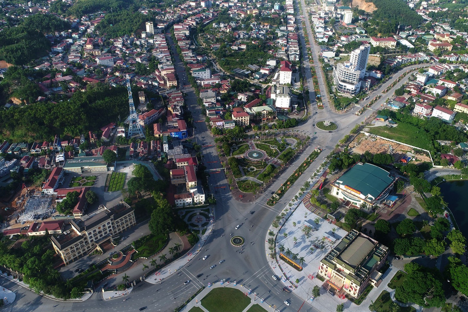 Thành phố Yên Bái thay đổi từng ngày. (Ảnh: Đức Tưởng/TTXVN)