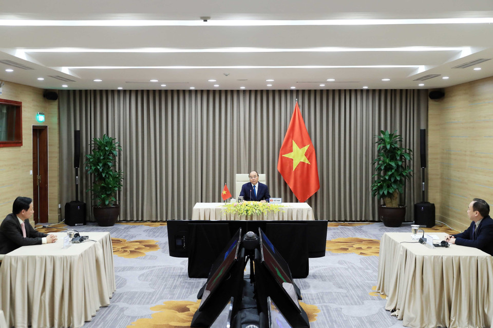 Tối 19/5, tại Hà Nội, Thủ tướng Nguyễn Xuân Phúc dự và phát biểu tại cuộc họp Khóa 73 Đại hội đồng Tổ chức Y tế Thế giới với chủ đề 'Đại dịch COVID-19' theo lời mời của Tổng Giám đốc WHO Tedros Adhanom Ghebreyesus. (Ảnh: Thống Nhất/TTXVN)