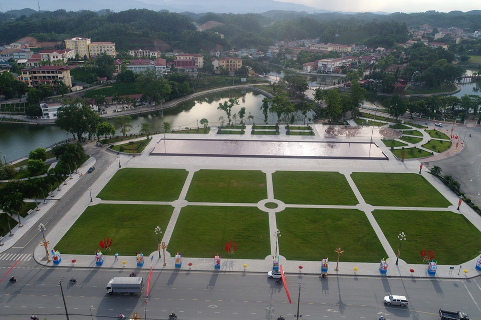 Một góc thành phố Yên Bái hôm nay. (Ảnh: Đức Tưởng/TTXVN)