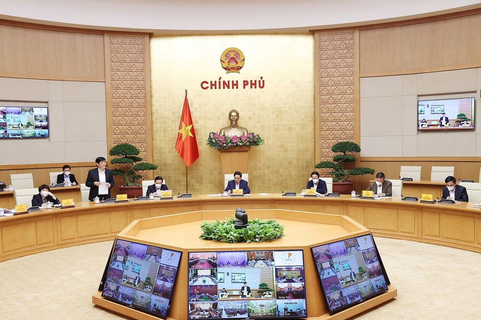 Quang cảnh cuộc họp Ban Chỉ đạo Quốc gia phòng, chống dịch COVID-19 tại điểm cầu Chính phủ. (Ảnh: Dương Giang/TTXVN)