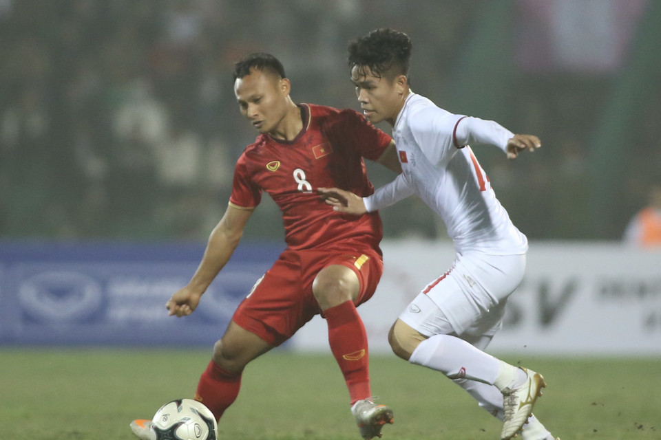 Bàn thắng gỡ hòa tới nhờ U22 Việt Nam đã bổ sung những nhân tố chất lượng như tiền vệ Hữu Thắng trong hiệp hai để đội tuyển Việt Nam gặp khó khăn. (Ảnh: Hiển Nguyễn/Vietnam+) 