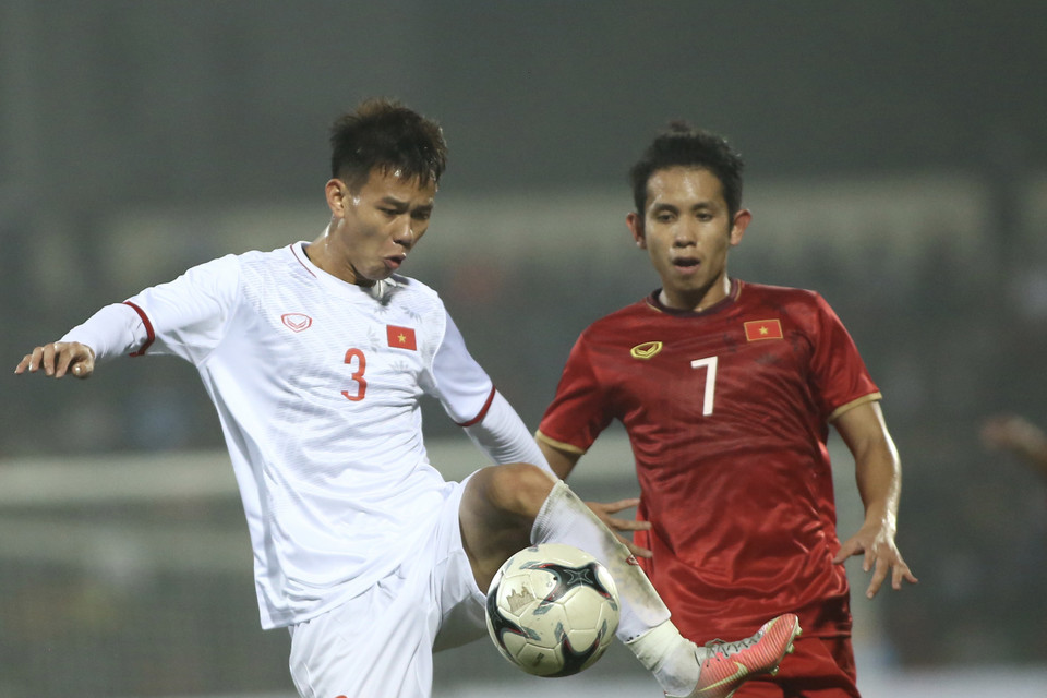 Đội tuyển Việt Nam vẫn áp đảo, song sự chủ quan khiến họ bị gỡ hòa bằng một tình huống phối hợp tấn công thanh thoát. (Ảnh: Hiển Nguyễn/Vietnam+) 