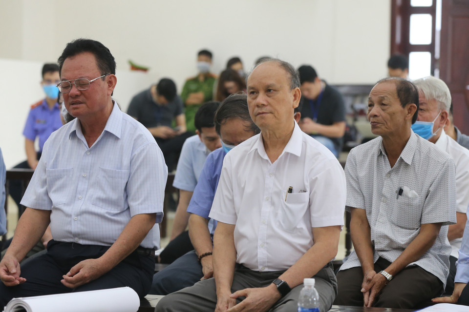 Các bị cáo tại phiên tòa. (Ảnh: Doãn Tấn/TTXVN)