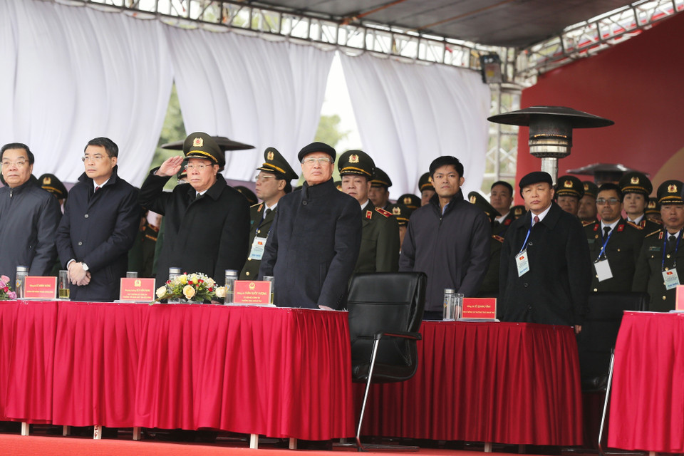 Ông Trần Quốc Vượng, Ủy viên Bộ Chính trị, Thường trực Ban Bí thư và các đại biểu dự Lễ xuất quân. (Ảnh: Doãn Tấn/TTXVN)