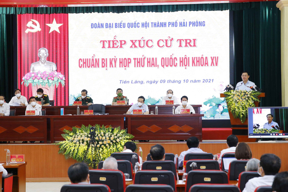 Quang cảnh cuộc tiếp xúc cử tri tại huyện Tiên Lãng. (Ảnh: Doãn Tấn/TTXVN)