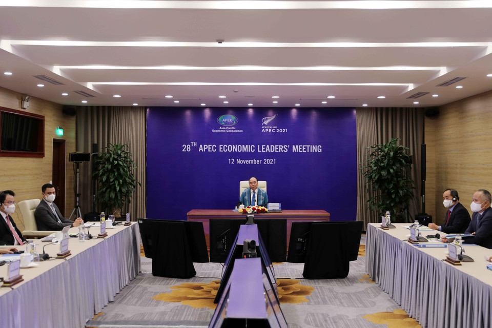 Chủ tịch nước Nguyễn Xuân Phúc và đoàn đại biểu Việt Nam tại điểm cầu Hà Nội. (Ảnh: Thống Nhất/TTXVN)