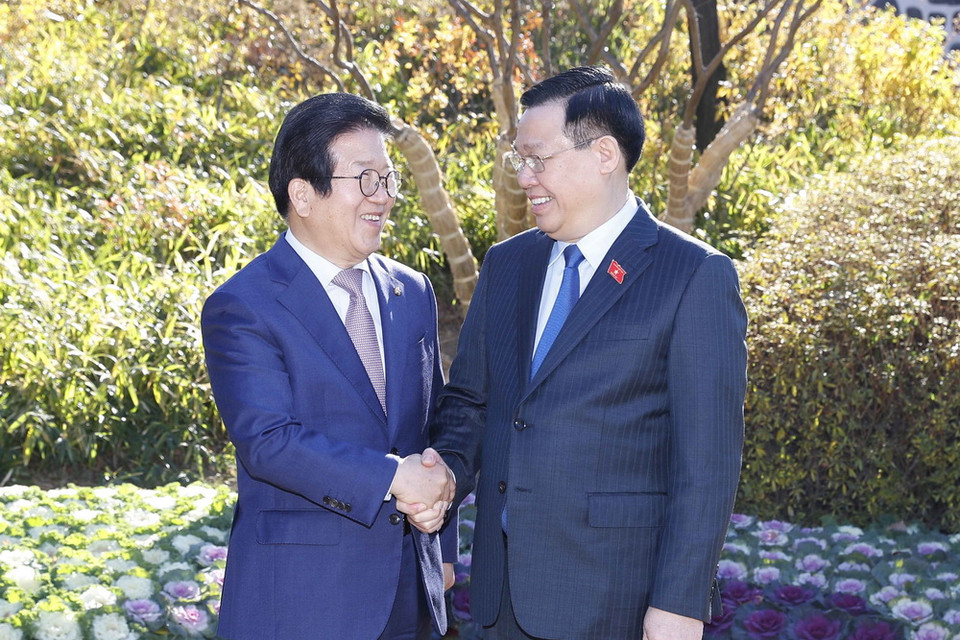 Chuyến thăm tiếp tục làm sâu sắc và tạo xung lực mới thúc đẩy Quan hệ đối tác hợp tác chiến lược Việt Nam-Hàn Quốc, hướng đến kỷ niệm 30 năm hai nước thiết lập quan hệ ngoại giao vào năm 2022. (Ảnh: Doãn Tấn/TTXVN)