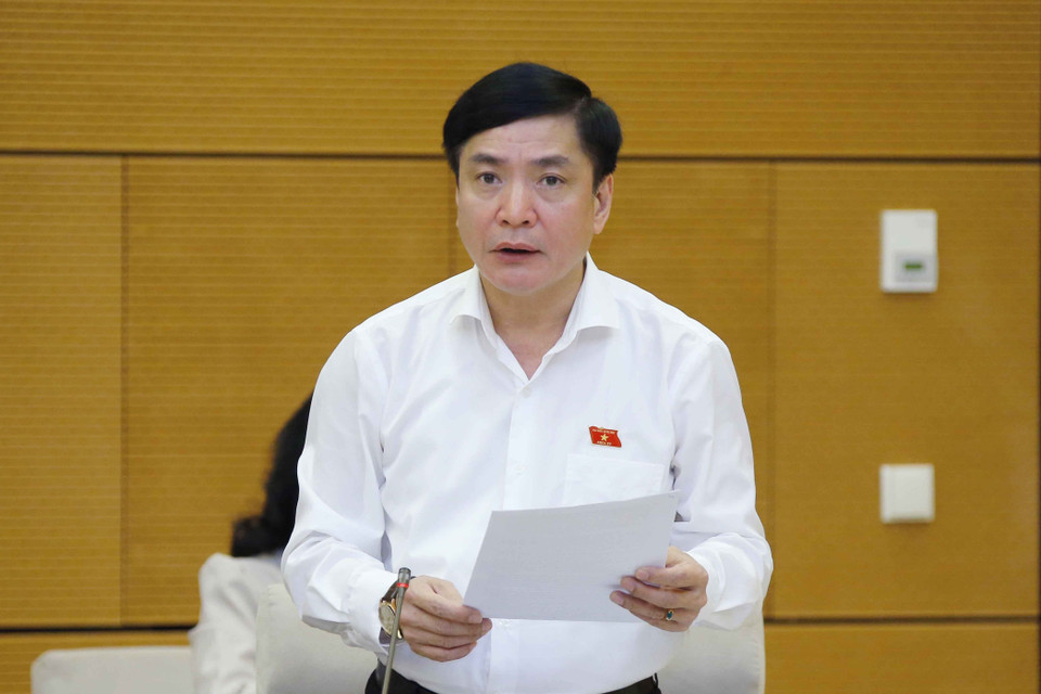 Tổng thư ký Quốc hội, Chủ nhiệm Văn phòng Quốc hội Bùi Văn Cường phát biểu. (Ảnh: Doãn Tấn/TTXVN)