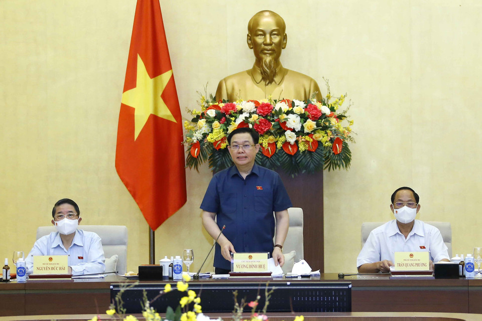 Chủ tịch Quốc hội Vương Đình Huệ phát biểu tại cuộc họp. (Ảnh: Doãn Tấn/TTXVN)