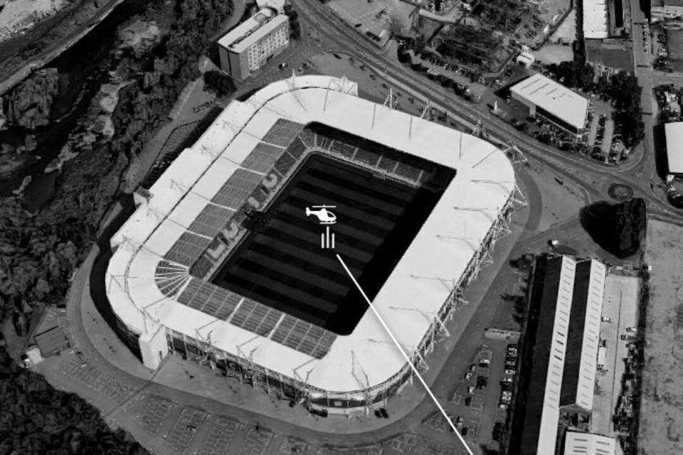 Vị trí chiếc trực thăng rơi xuống đất và bốc cháy bên ngoài sân King Power