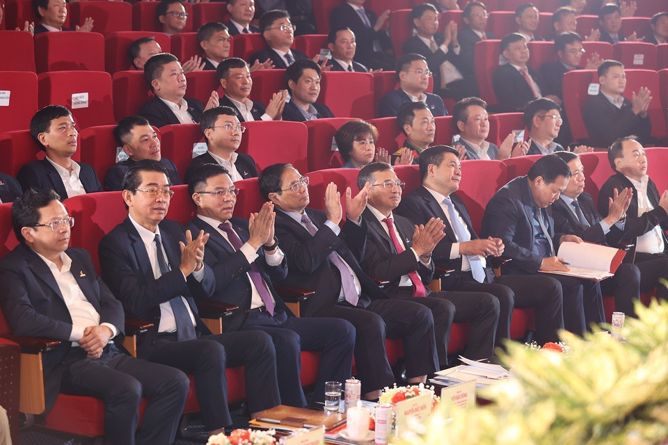 Thủ tướng Phạm Minh Chính và các đại biểu dự hội nghị. (Ảnh: Dương Giang/TTXVN)