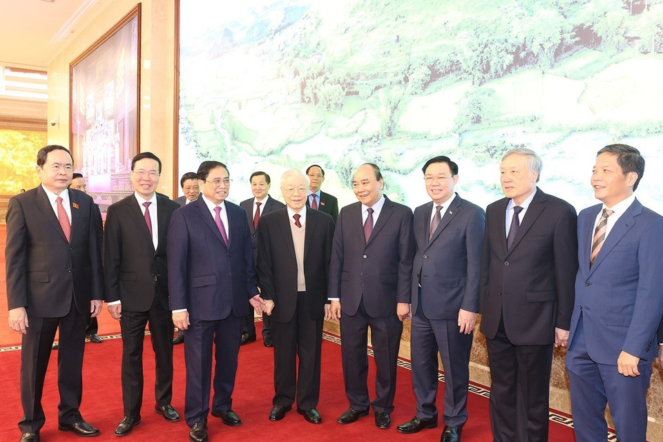 Tổng Bí thư Nguyễn Phú Trọng cùng các vị lãnh đạo Đảng, Nhà nước và đại biểu dự hội nghị. (Ảnh: Trí Dũng/TTXVN)