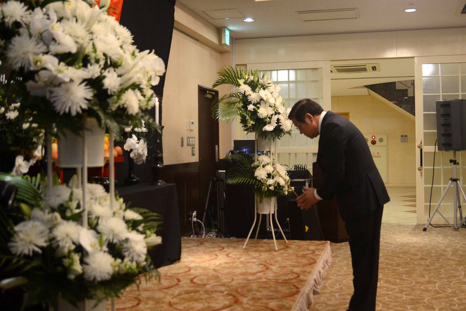 Bí thư Trung ương đảng, Trưởng ban Nội chính trung ương Phan Đình Trạc viếng Chủ tịch nước Trần Đại Quang. (Ảnh: Thành Hữu/Vietnam+)