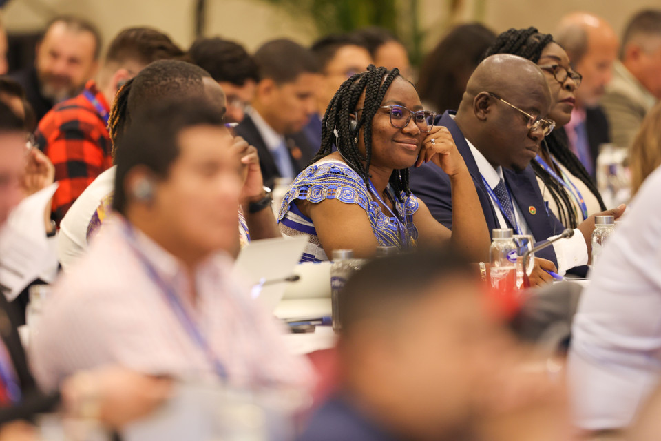 Tại phiên thảo luận chuyên đề về 'Đổi mới sáng tạo và khởi nghiệp' các nghị sỹ trẻ đã có nhiều ý kiến đóng góp để giới trẻ thực sự đóng vai trò trung tâm trong đổi mới sáng tạo và khởi nghiệp. (Ảnh: Minh Sơn/Vietnam+)