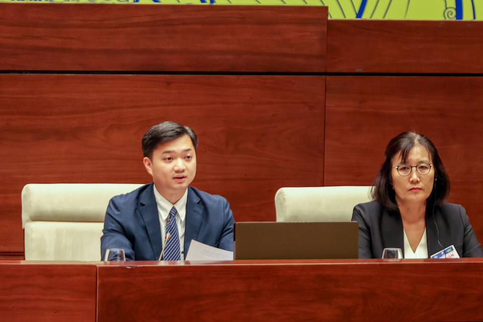 Ông Nguyễn Minh Triết - Bí thư Trung ương Đoàn, Chủ tịch Hội Sinh viên Việt Nam phát biểu tại Tọa đàm. (Ảnh: Minh Sơn/Vietnam+)