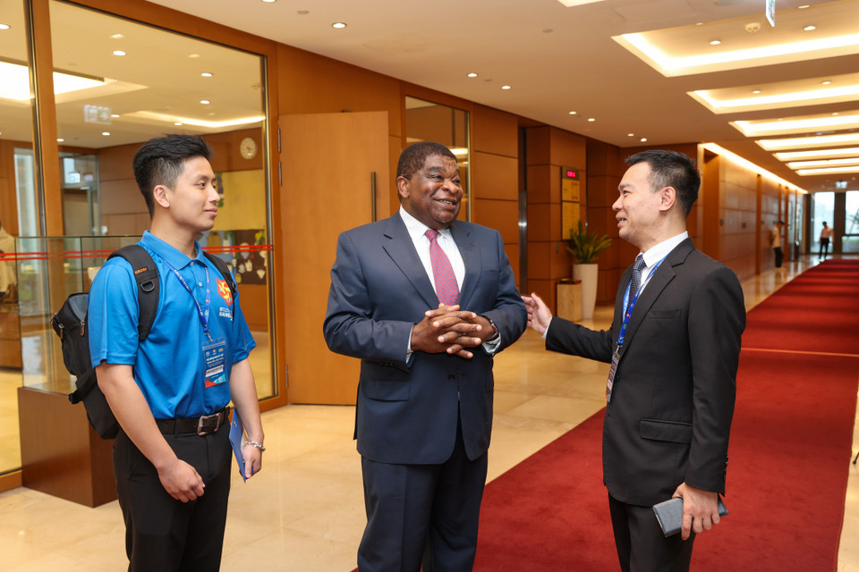 Hội nghị Nghị sỹ trẻ Toàn cầu lần thứ 9 có quy mô lớn nhất từ trước đến nay khi thu hút gần 500 đại biểu, trong đó có hơn 300 đại biểu quốc tế. (Ảnh: Minh Sơn/Vietnam+)