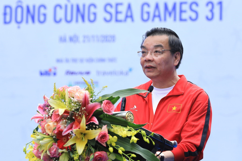 Chủ tịch Ủy ban Nhân dân Thành phố Hà Nội Chu Ngọc Anh phát biểu tại chương trình. (Ảnh: Thành Đạt/TTXVN)