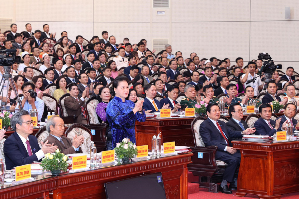 Chủ tịch Quốc hội Nguyễn Thị Kim Ngân dự Lễ khai mạc Đại hội Đảng bộ tỉnh Hòa Bình lần thứ XVII. (Ảnh: Trọng Đức/TTXVN)