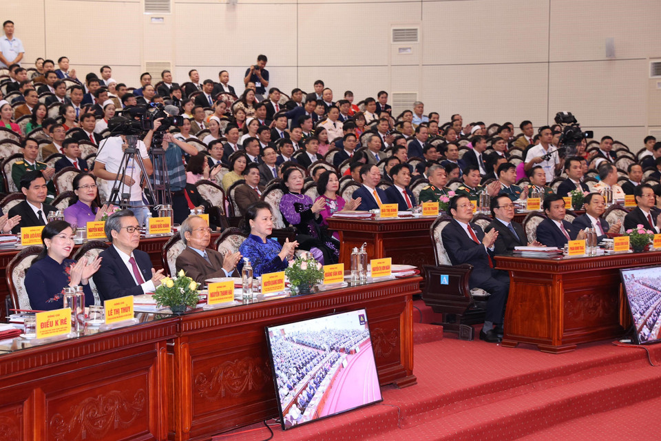 Chủ tịch Quốc hội Nguyễn Thị Kim Ngân dự Lễ khai mạc Đại hội Đảng bộ tỉnh Hòa Bình lần thứ XVII. (Ảnh: Trọng Đức/TTXVN)