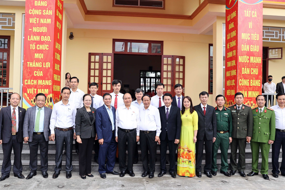 Thủ tướng Nguyễn Xuân Phúc với các đại biểu. (Ảnh: Thống Nhất/TTXVN)