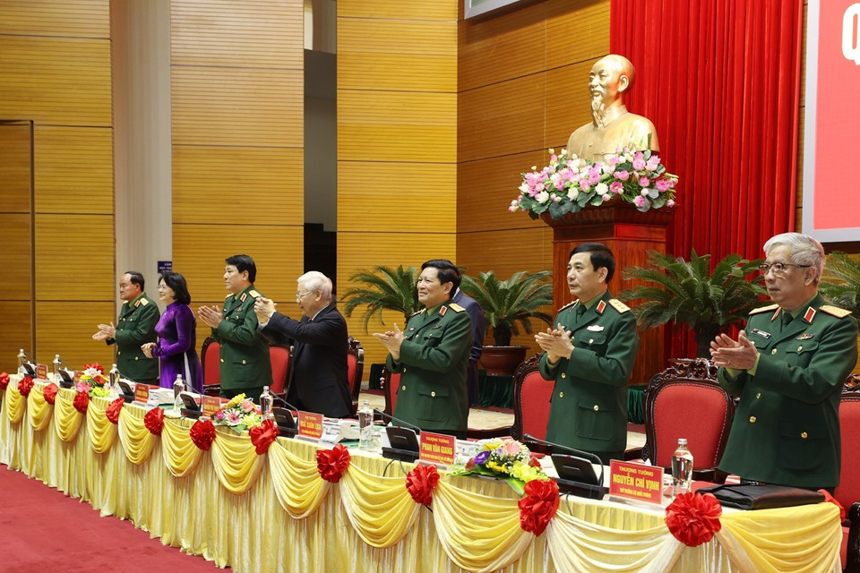 Đoàn Chủ tịch Hội nghị Quân chính toàn quân năm 2020. (Ảnh: Trí Dũng/TTXVN)