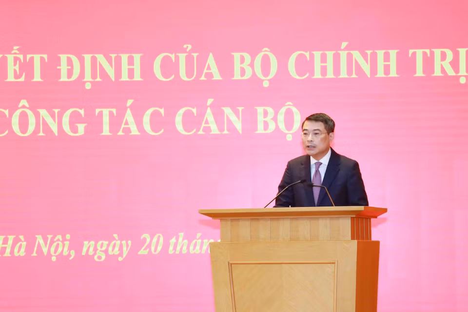Ông Lê Minh Hưng, Ủy viên Trung ương Đảng, Chánh Văn phòng Trung ương Đảng phát biểu tại buổi lễ. (Ảnh: Phương Hoa/TTXVN)