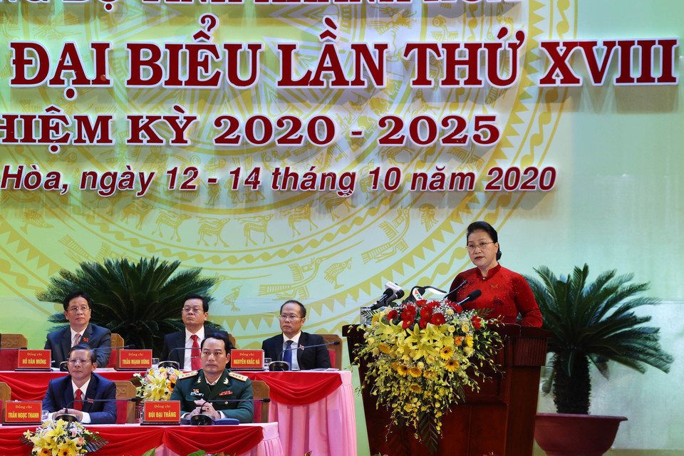 Chủ tịch Quốc hội Nguyễn Thị Kim Ngân phát biểu tại Đại hội đại biểu Đảng bộ tỉnh Khánh Hòa lần thứ XVIII. (Ảnh: Trọng Đức/TTXVN)