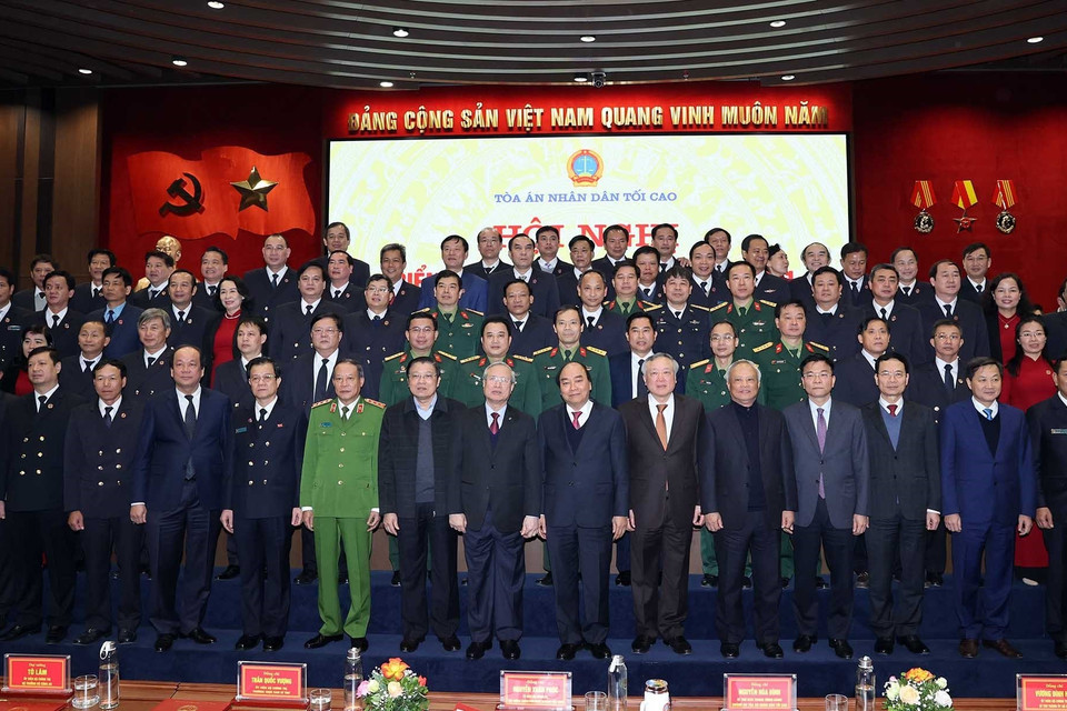 Thủ tướng Nguyễn Xuân Phúc và các đại biểu. (Ảnh: Thống Nhất/TTXVN)