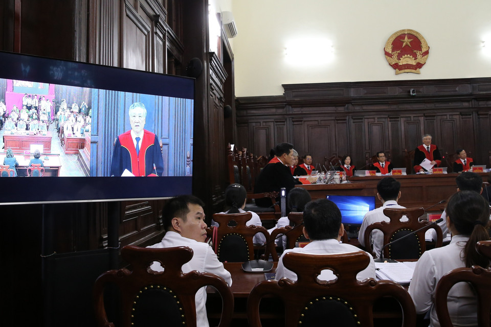 Quang cảnh khai mạc phiên tòa. (Ảnh: Doãn Tấn/TTXVN)