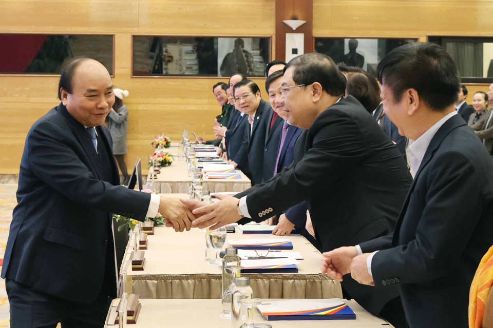 Thủ tướng Nguyễn Xuân Phúc với các đại biểu dự hội nghị. (Ảnh: Thống Nhất/TTXVN)