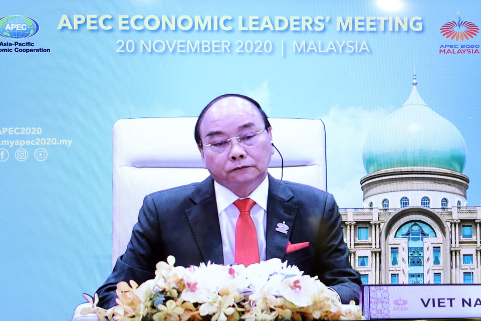 Thủ tướng Nguyễn Xuân Phúc phát biểu tại điểm cầu Hà Nội (ảnh chụp màn hình TV). (Ảnh: Thống Nhất/TTXVN)