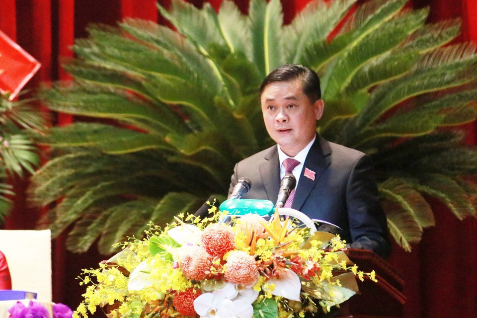 Ông Thái Thanh Quý, Ủy viên Dự khuyết Trung ương Đảng, Bí thư Tỉnh ủy Nghệ An phát biểu khai mạc Đại hội. (Ảnh: Nguyễn Oanh/TTXVN)