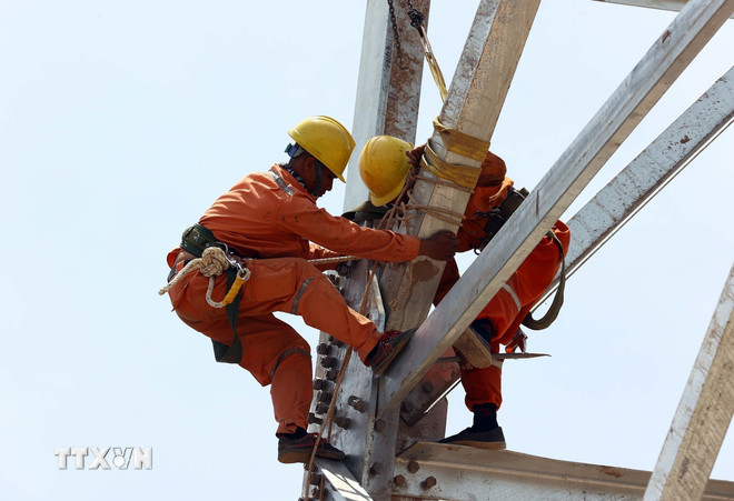 ttxvn-duong-day-500kv-lao-cai-vinh-yen.jpg