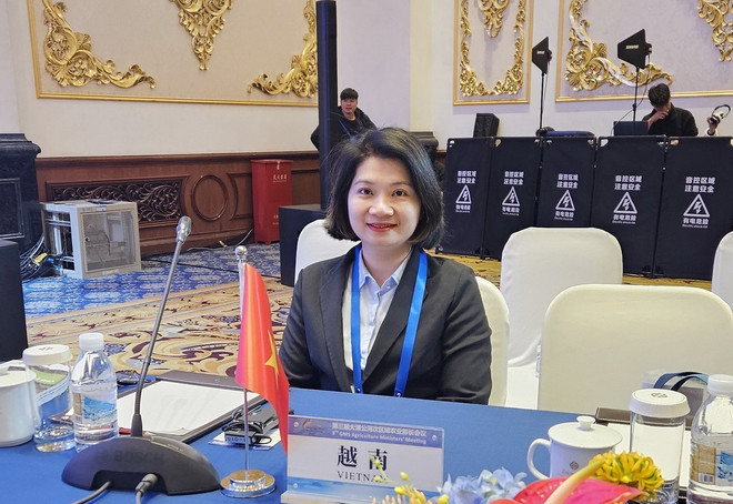 Dr. Pham Thi Thanh Loan - Pengarah Besar Viet-Viet Quang Dong Pelancongan dan Perkhidmatan Perdagangan Syarikat Berhad. (Foto: VNA) tien-sy-pham-thi-thanh-loan.jpg