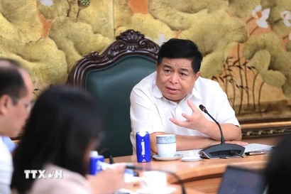 Phó Thủ tướng Nguyễn Chí Dũng phát biểu. (Ảnh: An Đăng/TTXVN)