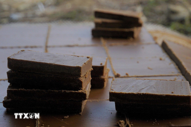 Palmesukkerprodukter fra håndverkslandsbyen Bo To. (Foto: Chu Hieu/VNA) ttxvn-duong-phen-bo-to-2.jpg