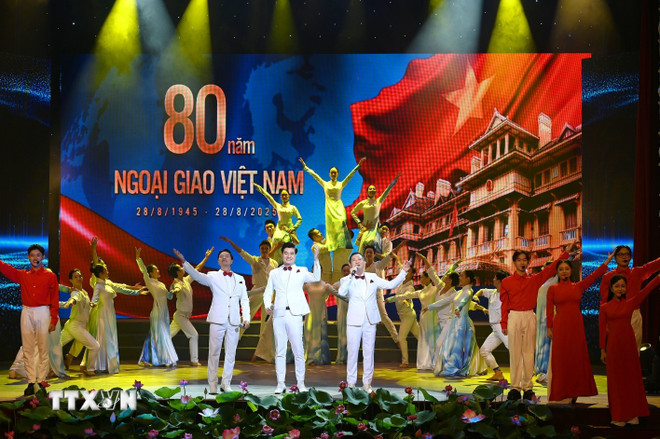ខួបលើកទី 80 នៃការបង្កើតវិស័យការទូតនៅទីក្រុងហូជីមិញ។ (រូបថត៖ Thanh Vu/VNA) ttxvn-nganh-ngoai-giao2.jpg