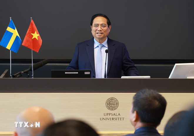 Thủ tướng Phạm Minh Chính phát biểu khi đến thăm Đại học Uppsala. (Ảnh: Dương Giang/TXVN) ttxvn-thu-tuong-dai-hoc-uppsala-5.jpg