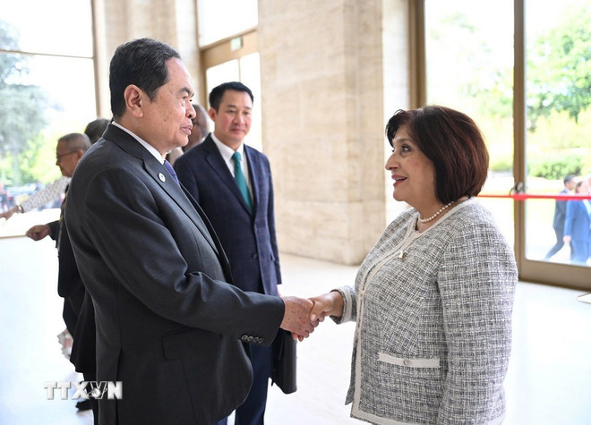 ttxvn-chu-tich-quoc-hoi-tran-thanh-man-gap-chu-tich-quoc-hoi-azerbaijan.jpg