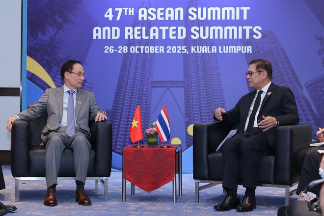 Ministrul de Externe Le Hoai Trung și ministrul de Externe thailandez Sihasak Phuangketkeow. (Sursa: Ministerul Afacerilor Externe) le-hoai-trung-thai-lan.jpg