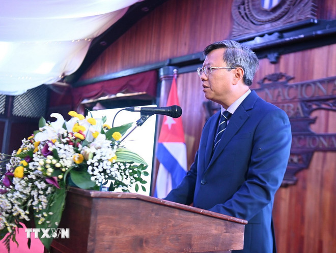 Vietnamese Ambassador to Cuba Le Quang Long affirmed the special solidarity and friendship between Vietnam and Cuba. (Photo: Viet Hung/VNA) ttxvn-viet-nam-cuba-3.jpg