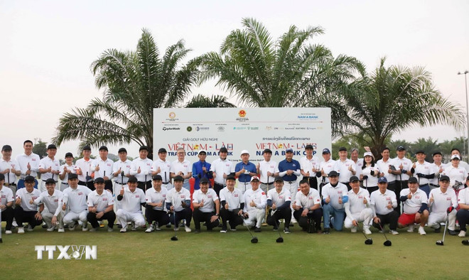 ttxvn-viet-lao-golf.jpg