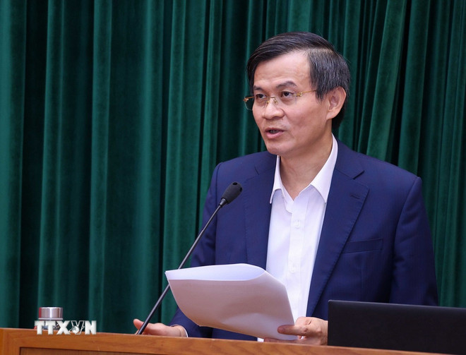 Discursul de deschidere a fost rostit de profesorul asociat-doctor Doan Minh Huan, director adjunct permanent al Academiei Naționale de Științe Politice din Ho Și Min. (Foto: Van Diep/VNA) ttxvn-doan-minh-huan.jpg