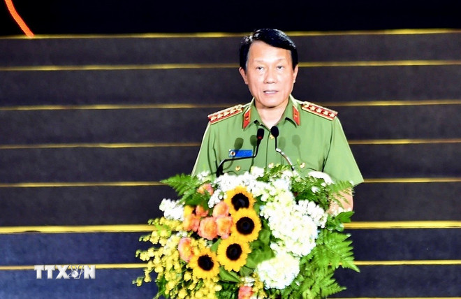 Đại tướng Lương Tam Quang, Ủy viên Bộ Chính trị, Bí thư Đảng ủy Công an Trung ương, Bộ trưởng Bộ Công an phát biểu. (Ảnh: TTXVN phát) ttxvn-luong-tam-quang-tuyen-quang-2.jpg