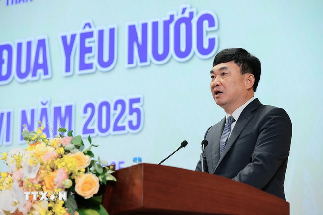 Tập đoàn TKV đổi mới công tác thi đua, góp phần đảm bảo an ninh năng lượng ttxvn-dai-hoi-thi-dua-yeu-nuoc-tap-doan-cong-nghiep-than-khoan-san-2.jpg