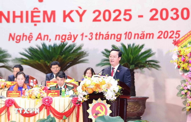 Ông Nguyễn Đức Trung, Bí thư Tỉnh ủy Nghệ An, phát biểu khai mạc Đại hội. (Ảnh: Phương Hoa/TTXVN) ttxvn-nguyen-duc-trung.jpg